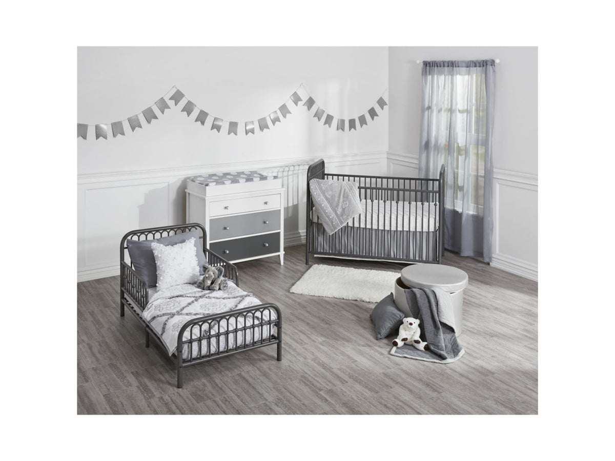https://ashleyfurniture.scene7.com/is/image/AshleyFurniture/APT-B599-525?fit=fit&wid=1200&hei=900