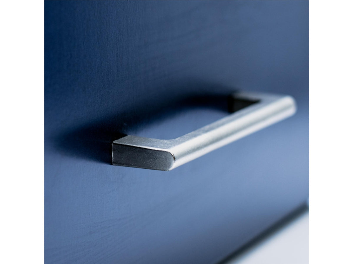 https://ashleyfurniture.scene7.com/is/image/AshleyFurniture/APT-B6006912-DETAIL-C?fit=fit&wid=1200&hei=900