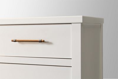 https://s7d5.scene7.com/is/image/Jordans/B00118400_05