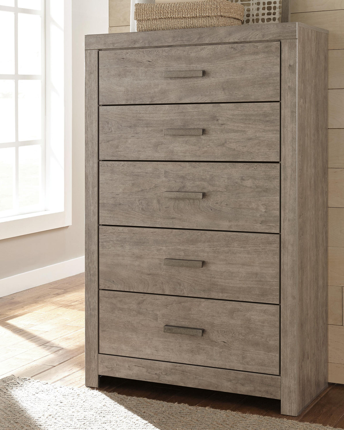 https://cdn.ashley.com/assets/B070-46-10X8-CROP.jpg