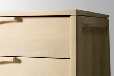 https://s7d5.scene7.com/is/image/Jordans/B31110300_03