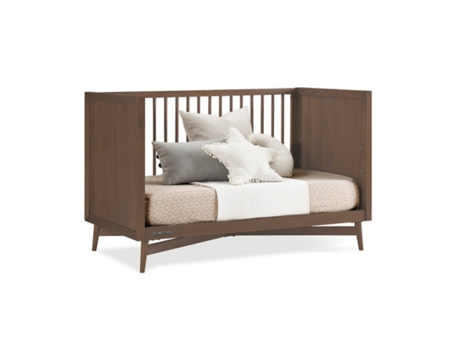 https://ashleyfurniture.scene7.com/is/image/AshleyFurniture/B600012189_10?fit=fit&wid=640&hei=480