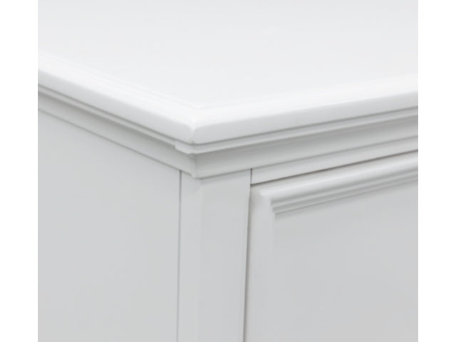 https://ashleyfurniture.scene7.com/is/image/AshleyFurniture/B680-46-DETAIL-SW?fit=fit&wid=640&hei=480