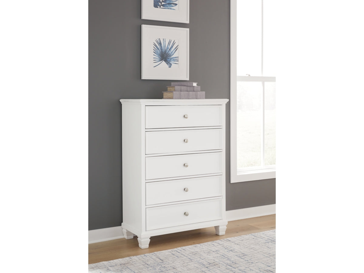 https://ashleyfurniture.scene7.com/is/image/AshleyFurniture/B680-46?fit=fit&wid=1200&hei=900