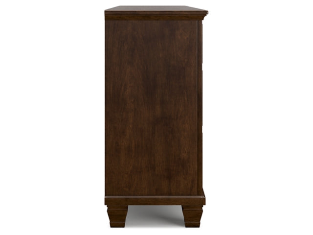 https://ashleyfurniture.scene7.com/is/image/AshleyFurniture/B685-31-SIDE-SW-P1-KO?fit=fit&wid=640&hei=480