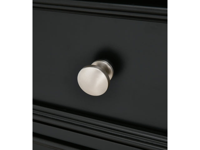 https://ashleyfurniture.scene7.com/is/image/AshleyFurniture/B687-KNOB-DETAIL?fit=fit&wid=640&hei=480