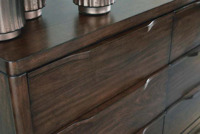 https://cdn.ashley.com/assets/B689-31-DETAIL.jpg?fit=bounds&width=640&height=480&quality=85&format=webp