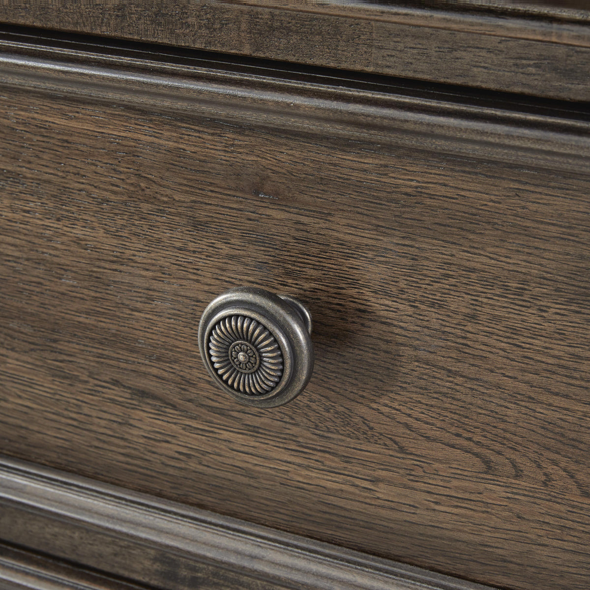 https://cdn.ashley.com/assets/B694-KNOB-DETAIL.jpg