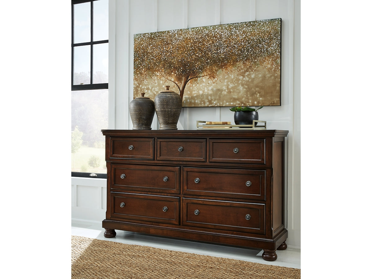 https://ashleyfurniture.scene7.com/is/image/AshleyFurniture/B697-31?fit=fit&wid=1200&hei=900