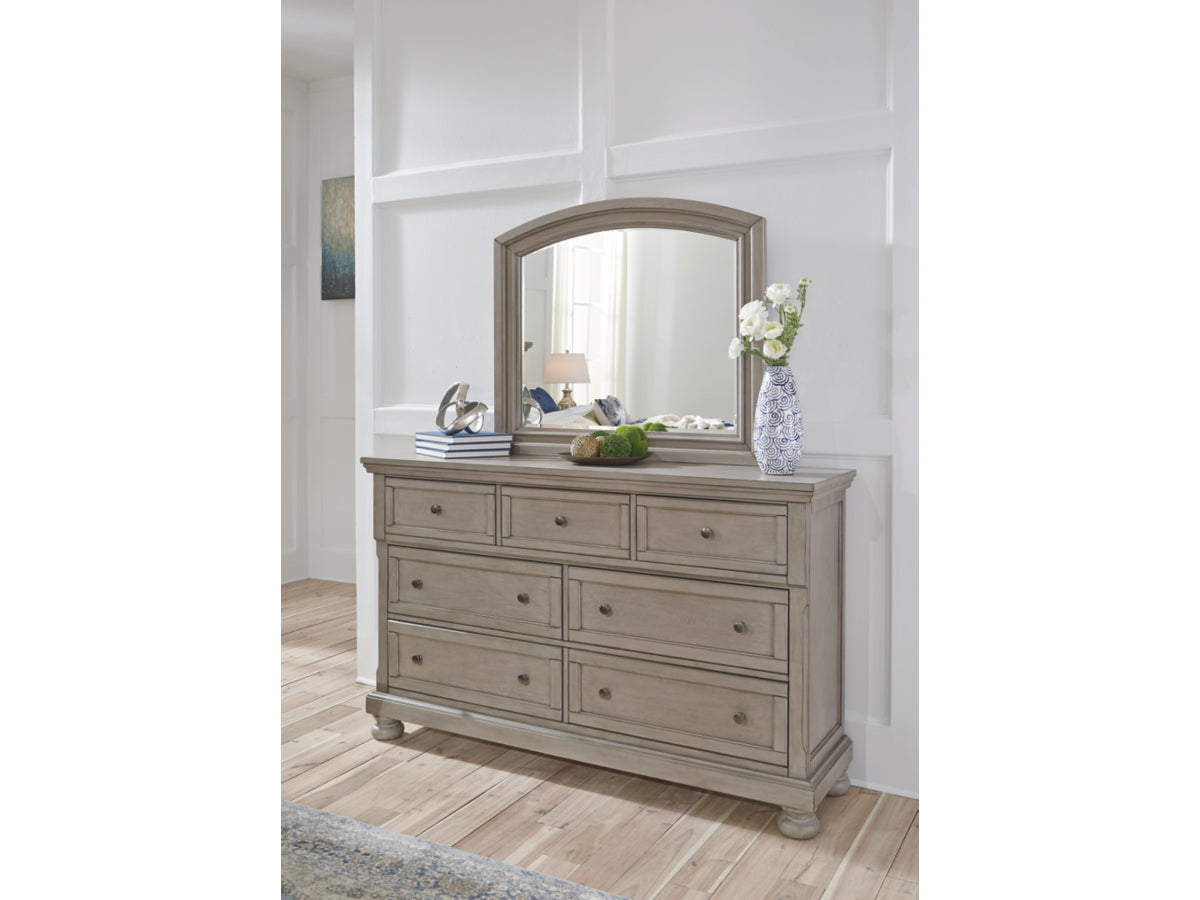 https://ashleyfurniture.scene7.com/is/image/AshleyFurniture/B733-31-36?fit=fit&wid=1200&hei=900