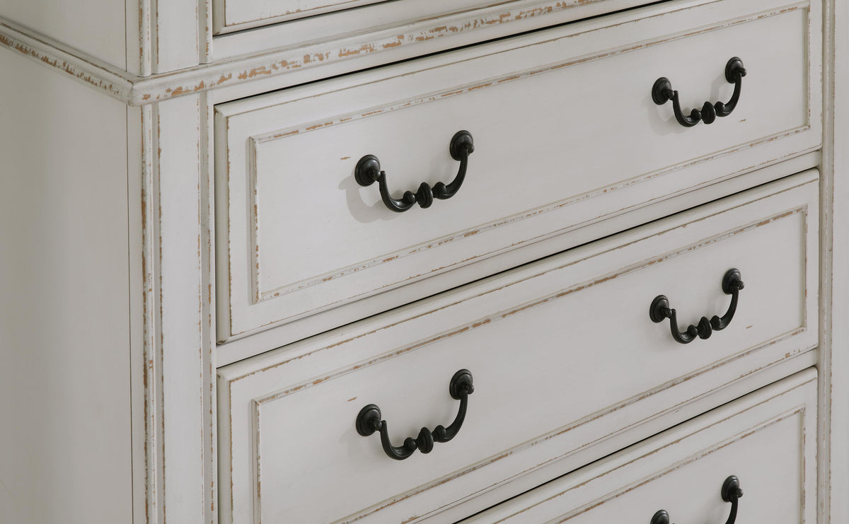 https://cdn.ashley.com/assets/B747-HANDLE-DETAIL.jpg