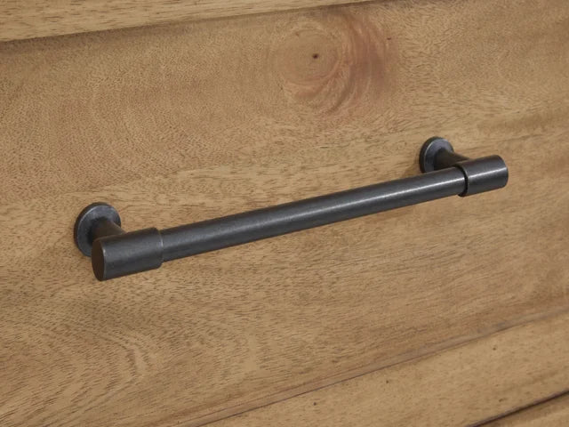https://cdn.ashley.com/assets/B794-HDWR-DETAIL.jpg?fit=bounds&width=640&height=480&quality=85&format=webp