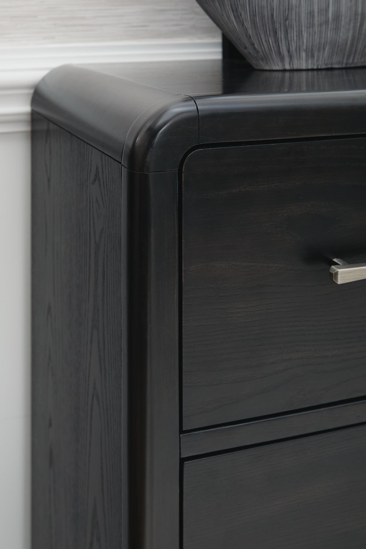 https://cdn.ashley.com/assets/B821-31-DETAIL.jpg