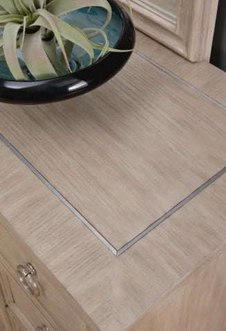 https://cdn.ashley.com/assets/B922-31-TOP-INLAY-DETAIL.jpg?fit=bounds&width=640&height=480&quality=85&format=webp