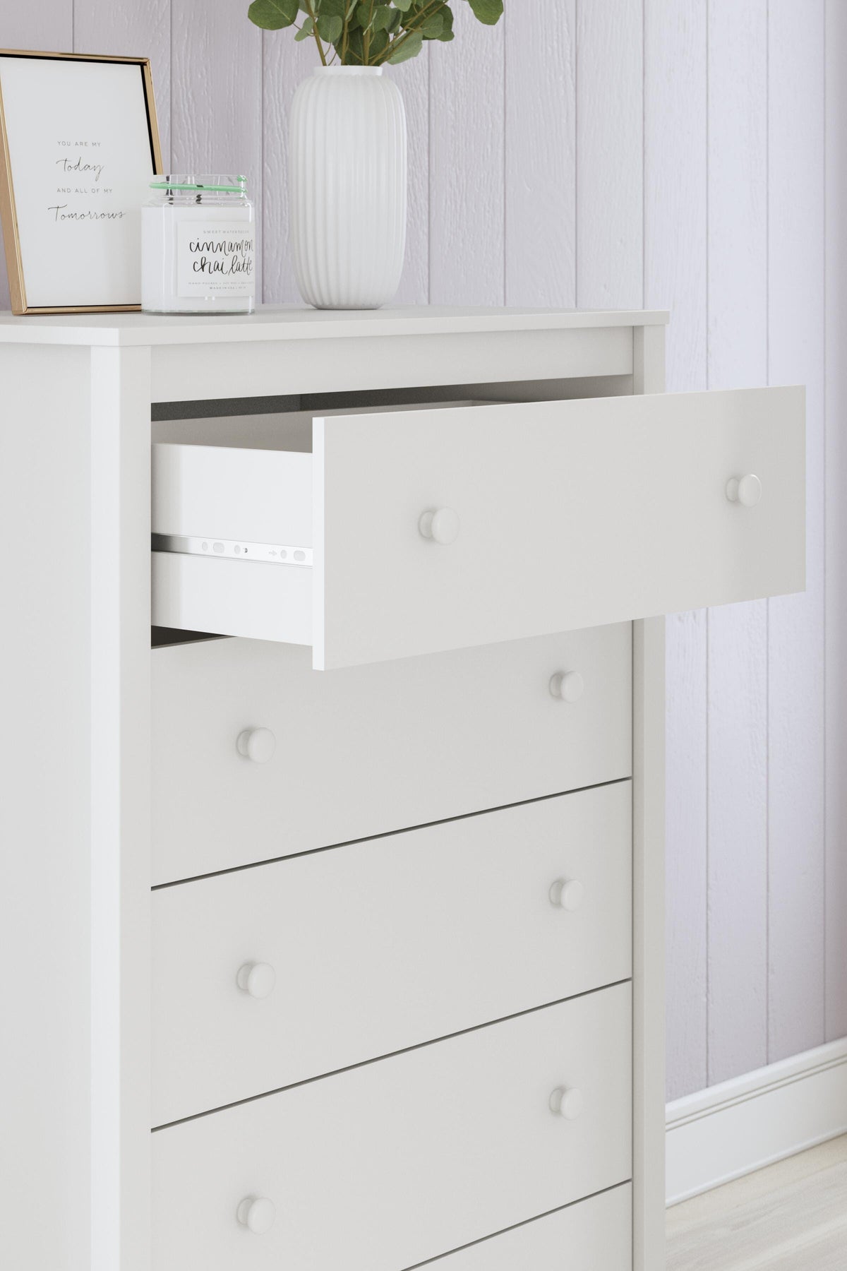 https://cdn.ashley.com/assets/EB1810-245-DETAIL.jpg