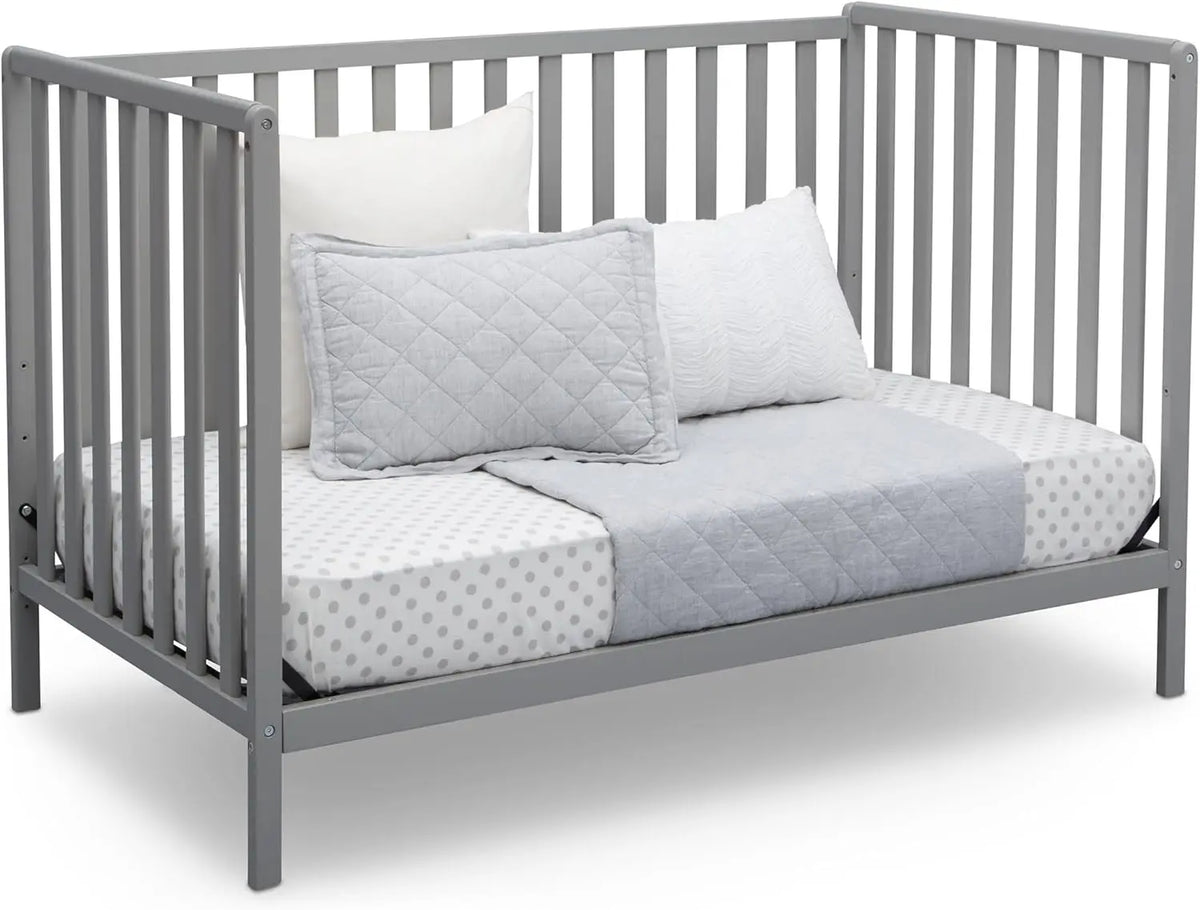 Versatile 4-in-1 Convertible Baby Crib: Grow-With-Me Toddler Bed, Daybed, Full Bed