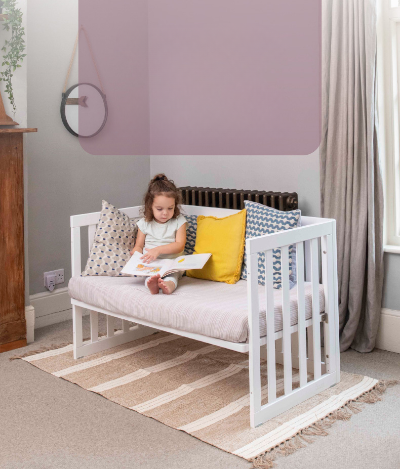 Elegant Aurora Solid Wood Baby Crib - Sustainably Sourced Sleep Space