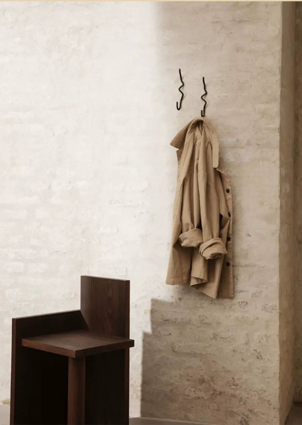 Anthelme Living Brass Wave Towel Hook
