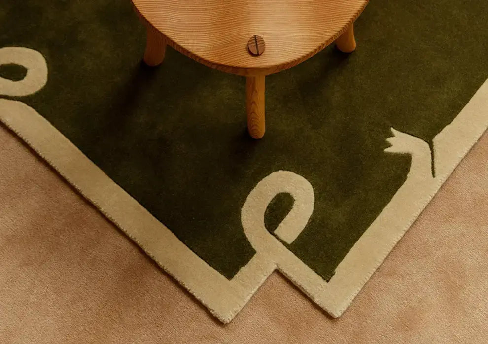 Ninette Medieval Style Handmade rug – High-Grade Softness