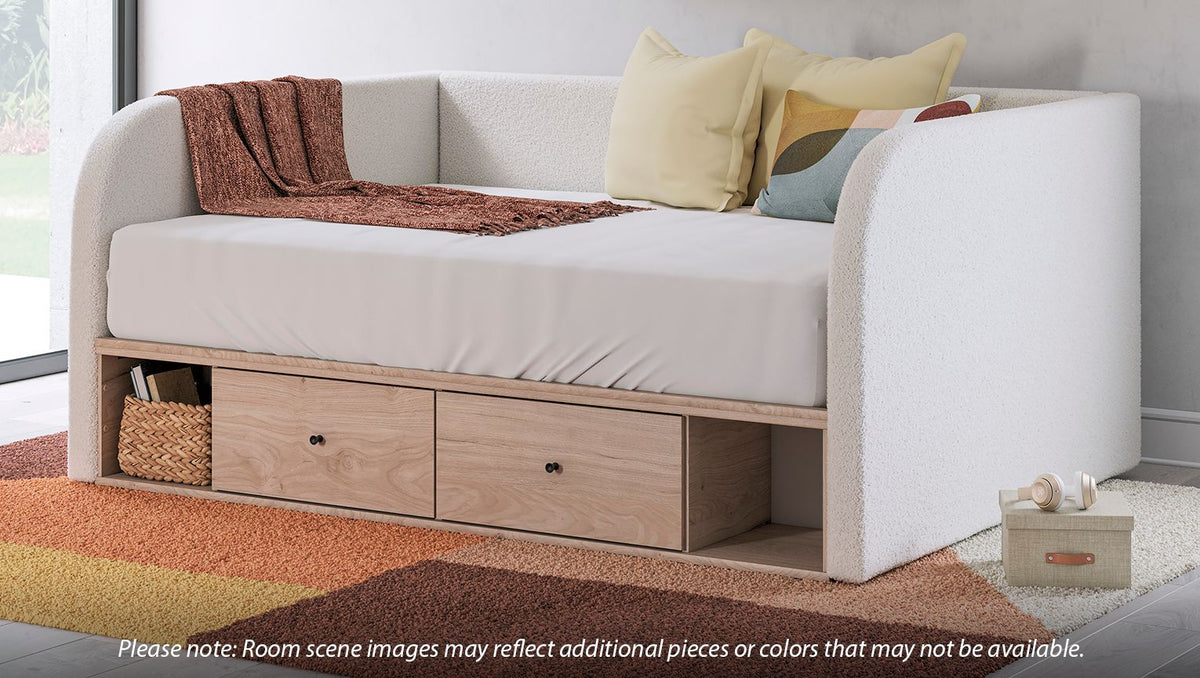 https://s7d5.scene7.com/is/image/Jordans/RoomScene_ASHY_Arloster_KZ0315660_00?wid=2000&hei=2000&fit=constrain