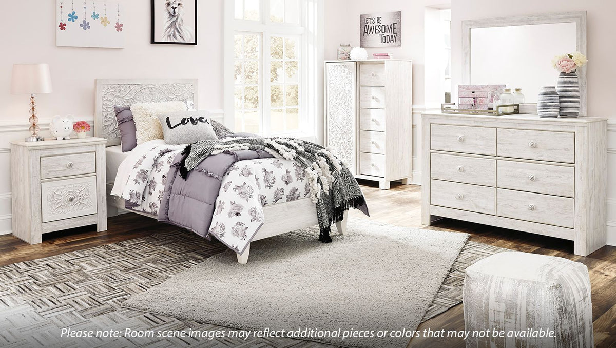 https://s7d5.scene7.com/is/image/Jordans/RoomScene_ASHY_Paxberry_KZ0118160_00?wid=2000&hei=2000&fit=constrain