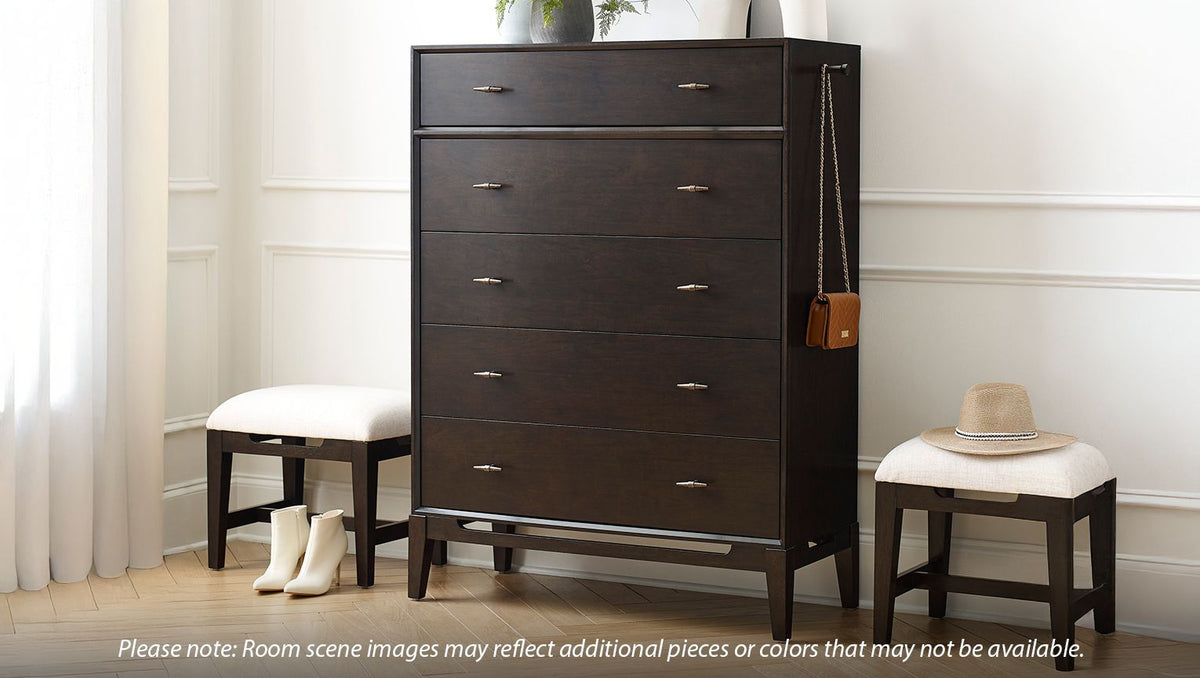 https://s7d5.scene7.com/is/image/Jordans/RoomScene_ASPN_Sutton_B05730480_00?wid=2000&hei=2000&fit=constrain