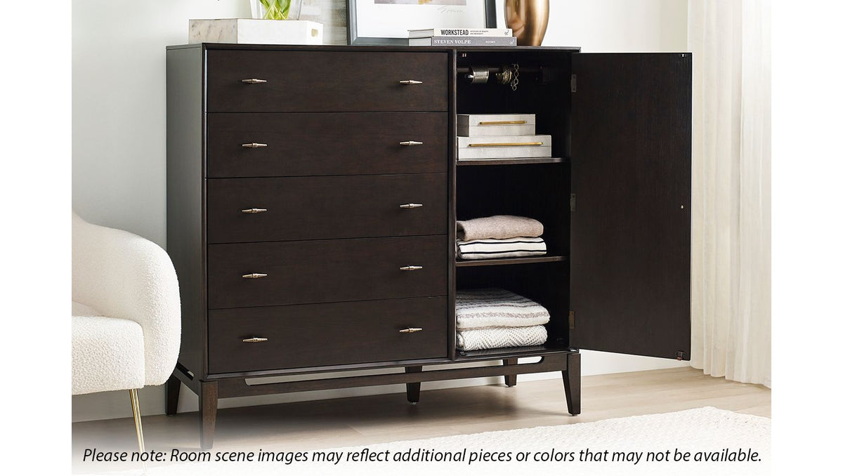 https://s7d5.scene7.com/is/image/Jordans/RoomScene_ASPN_Sutton_B06730480_02?wid=2000&hei=2000&fit=constrain