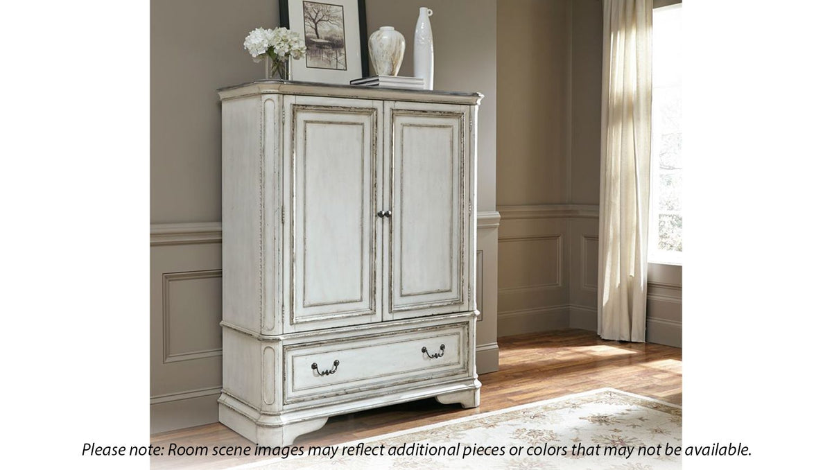 https://s7d5.scene7.com/is/image/Jordans/RoomScene_LBRT_MagnoliaHome_B06124340_00?wid=2000&hei=2000&fit=constrain