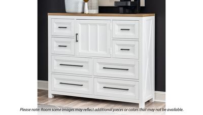 https://s7d5.scene7.com/is/image/Jordans/RoomScene_LEGA_Franklin_B05015611_00