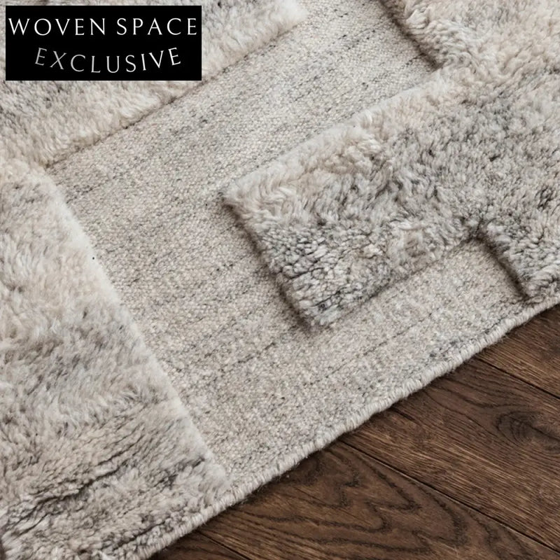 Elegant Handcrafted Cream Polyester Plush Area Rug for Living Room Bedroom