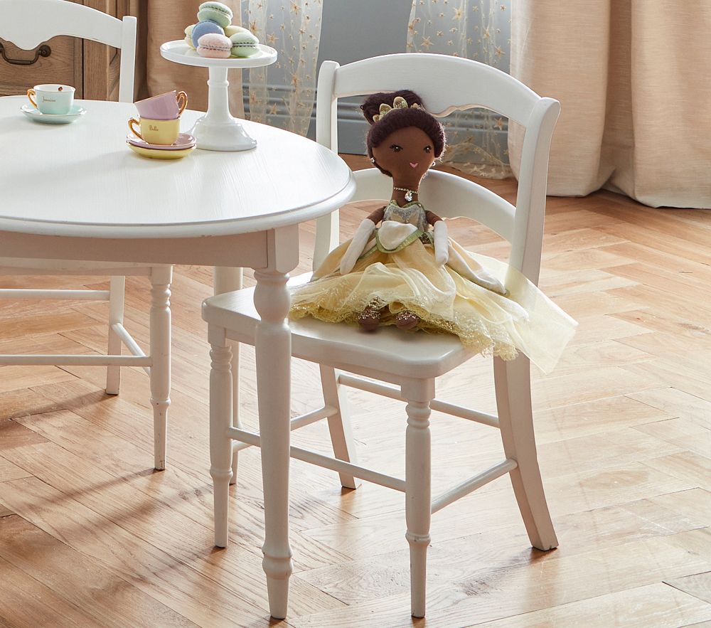 https://assets.pkimgs.com/pkimgs/rk/images/dp/wcm/202551/0002/finley-play-chair-z.jpg
