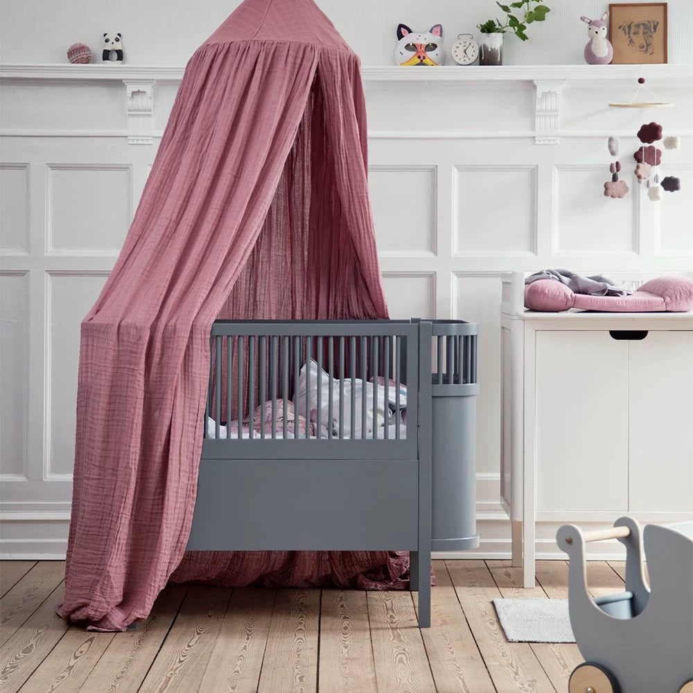 LunaNest Convertible Newborn Cot Ella Multifunctional System