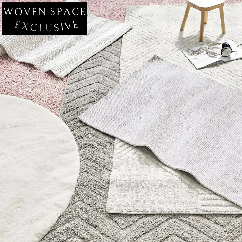 Soft Plush Polyester Modern Area Rug for Living Room Bedroom Comfort